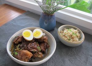 ESSE onlineがフィリピンの家庭料理「アドボ」のレシピを掲載
